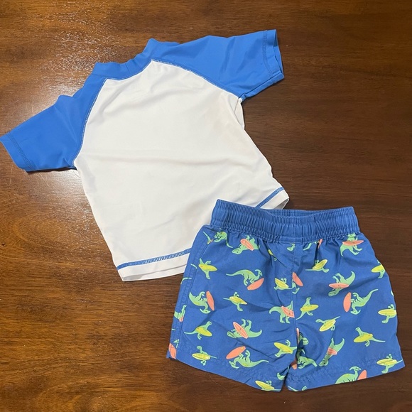 Carters 18 M Dino Rash Guard Set - Picture 5 of 5
